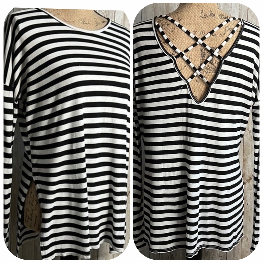 Hollister Black & White long sleeved Criss Cross Back Long Sleeve
